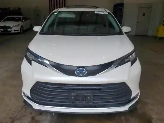 5TDYRKEC0MS041223 2021 TOYOTA ALL MODELS-4