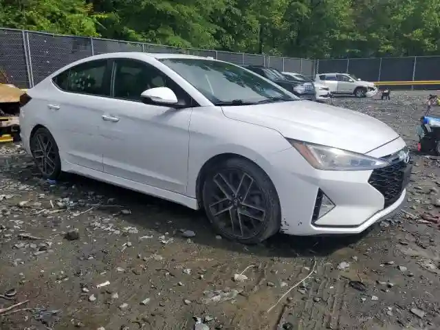 KMHD04LB0KU813187 2019 HYUNDAI ELANTRA-3