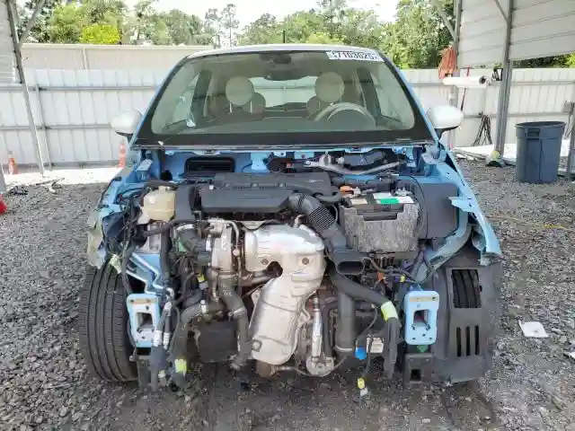 3C3CFFCH1KT757693 2019 FIAT 500-4