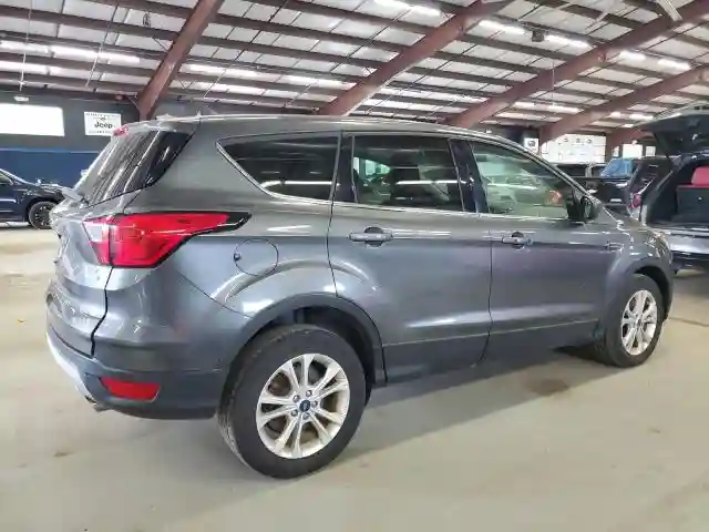 1FMCU9GDXKUB65575 2019 FORD ESCAPE-2