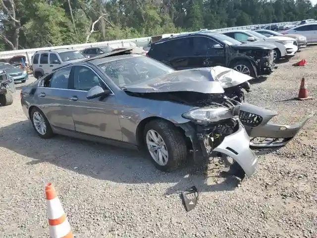 WBA5A5C57GD526780 2016 BMW 5 SERIES-3