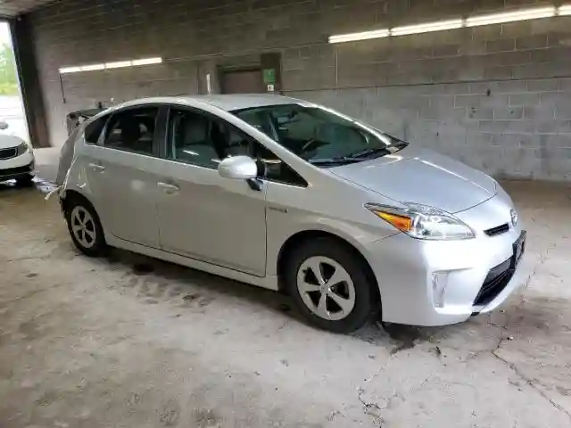 JTDKN3DU3F1924136 2015 TOYOTA PRIUS-3