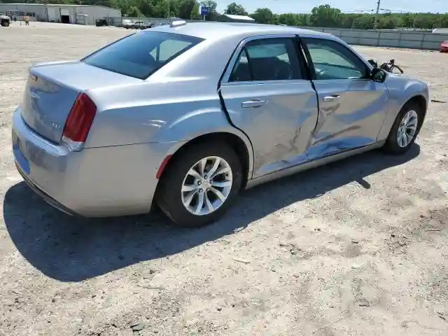 2C3CCAAG0GH207942 2016 CHRYSLER 300-2