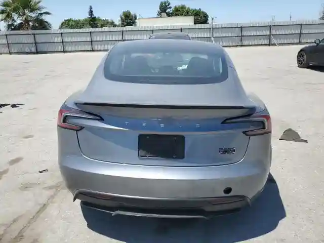 5YJ3E1ET0RF850863 2024 TESLA MODEL 3-5