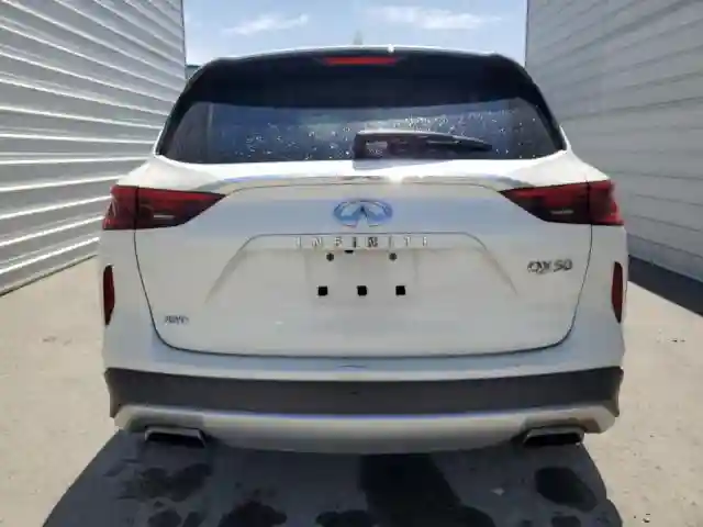 3PCAJ5M36KF135653 2019 INFINITI QX50-5