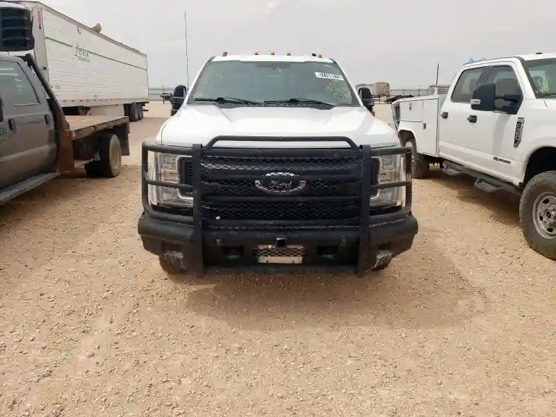 1FT8W3BT3JEC94976 2018 FORD F350-4
