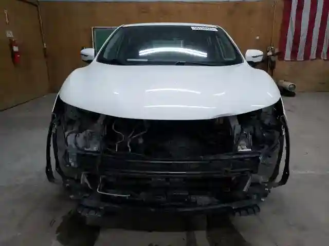 JN1BJ1CP1HW008821 2017 NISSAN ROGUE-4