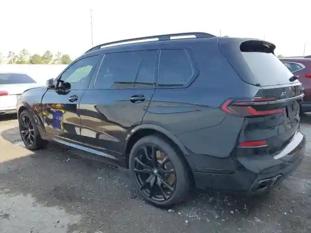 5UX33EM02S9X77322 2025 BMW X7 M60I-1