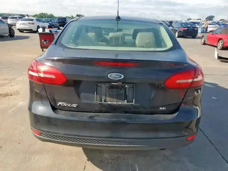 1FADP3F22JL206546 2018 FORD FOCUS-5