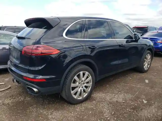 WP1AA2A20GLA06417 2016 PORSCHE CAYENNE-2