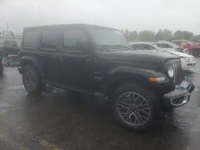 1C4JJXP60PW684754 2023 JEEP WRANGLER-3