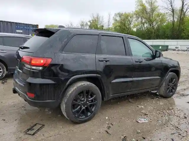 1C4RJFAG2HC875478 2017 JEEP GRAND CHEROKEE-2