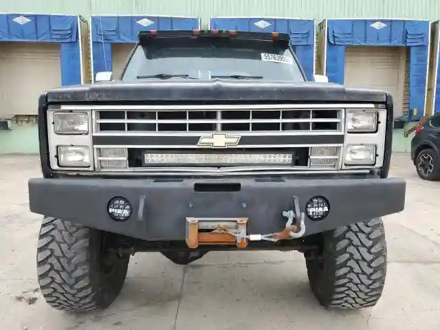 1GNEV18K5JF143423 1988 CHEVROLET BLAZER-4