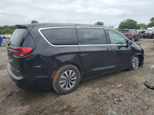 2C4RC1S7XRR130577 2024 CHRYSLER PACIFICA-2