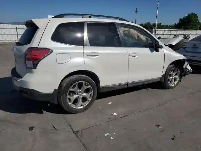 JF2SJAWC6HH492559 2017 SUBARU FORESTER-2
