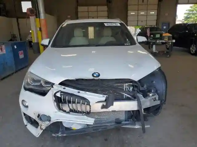 WBXHT3C36H5F75824 2017 BMW X1-4