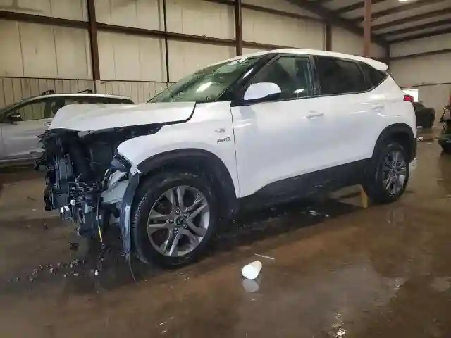 KNDEPCAA2M7137948 2021 KIA SELTOS-0