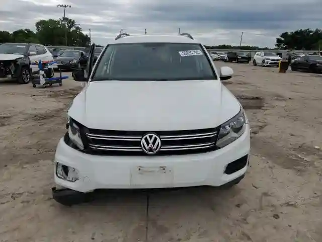 WVGAV7AX6HK051668 2017 VOLKSWAGEN TIGUAN-4