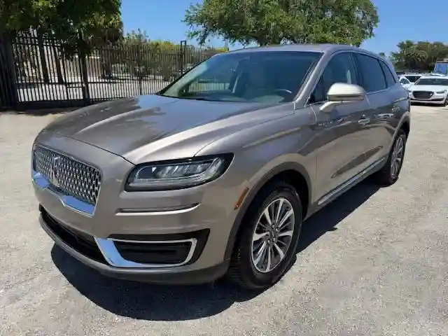 2LMPJ8J93LBL15854 2020 LINCOLN NAUTILUS-0