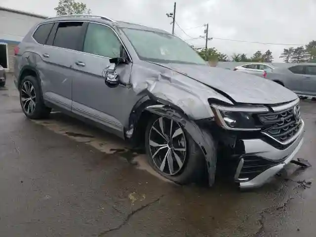 1V2FR2CA9RC555829 2024 VOLKSWAGEN ATLAS-3
