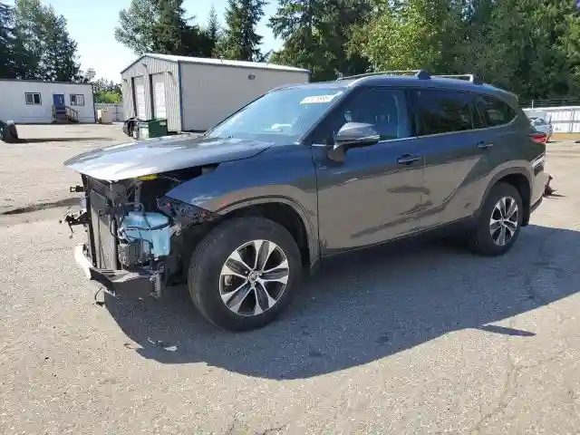 5TDGZRBH3NS594857 2022 TOYOTA HIGHLANDER-0