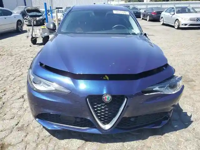 ZARFAMAN3K7600293 2019 ALFA ROMEO GIULIA-4