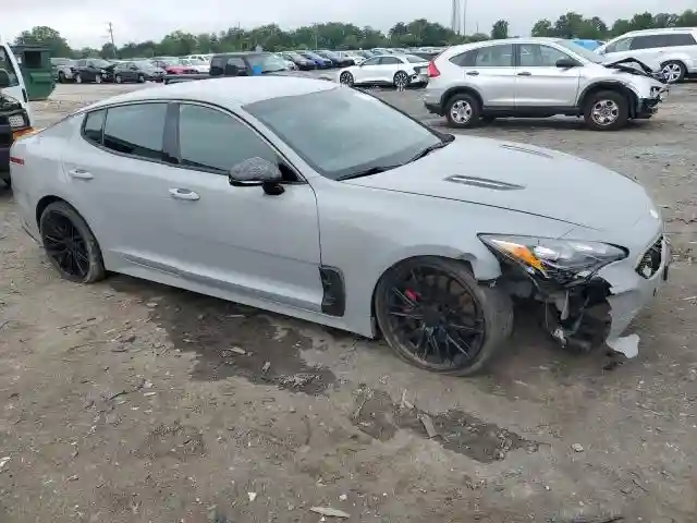 KNAE35LC9J6039925 2018 KIA STINGER-3