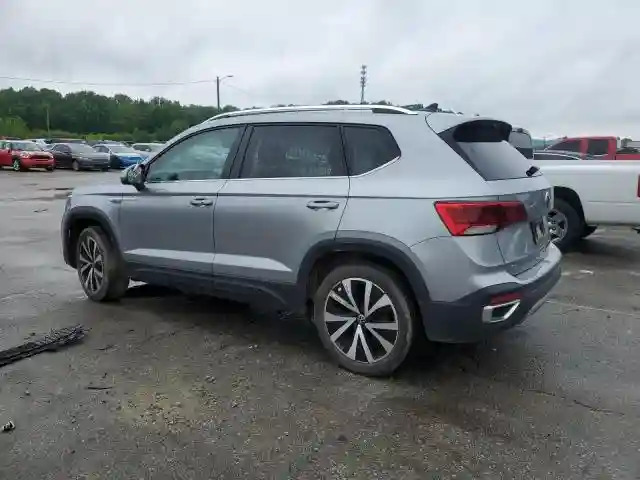 3VVSX7B21RM007594 2024 VOLKSWAGEN TAOS SE-1