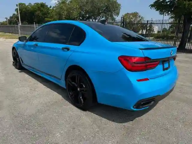 WBA7F0C34HGM22159 2017 BMW 7 SERIES-1