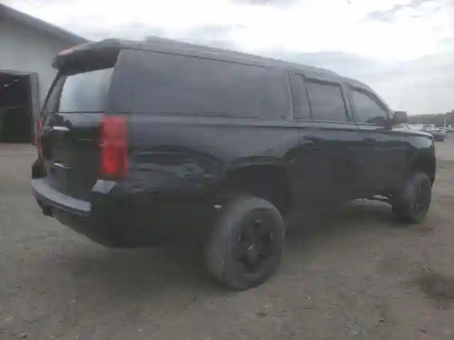 1GNSKHKC1GR473024 2016 CHEVROLET SUBURBAN-2