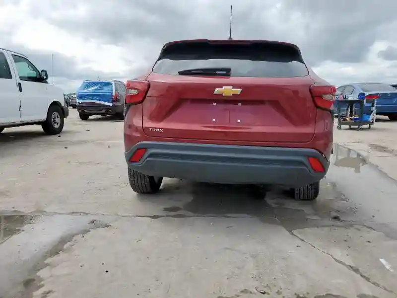 KL77LFE28RC213483 2024 CHEVROLET TRAX-5