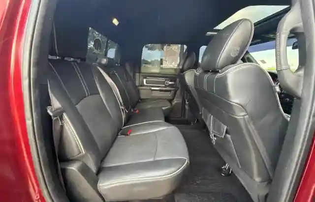 1C6RR7PT9HS838427 2017 RAM 1500-5