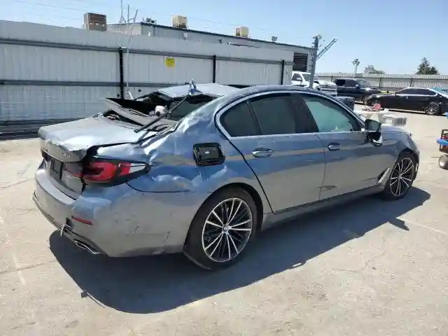 WBA53BH08MWX08381 2021 BMW 5 SERIES-2