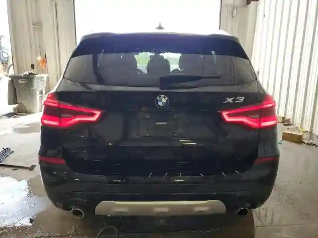 5UXTR9C50JLC73388 2018 BMW X3-5