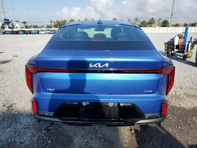 3KPFW4DE8SE057854 2025 KIA K4 GT LINE-5
