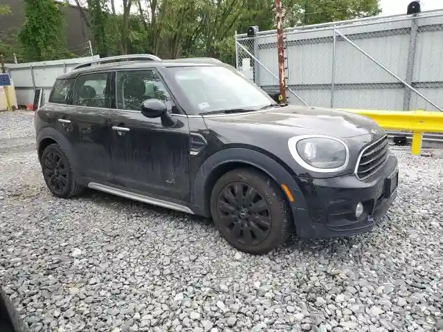 WMZYV5C39J3E82414 2018 MINI COOPER-3