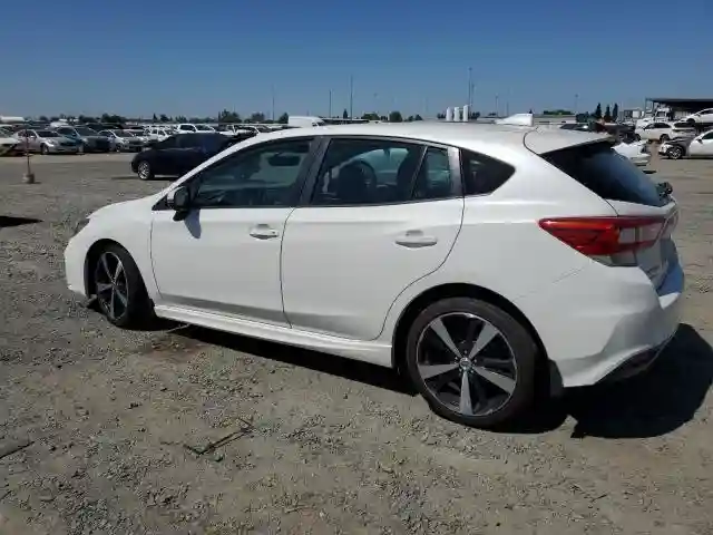 4S3GTAK65J1744900 2018 SUBARU IMPREZA-1