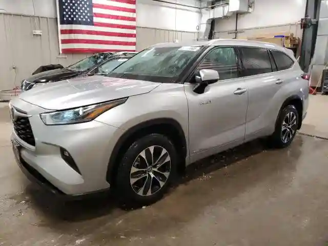 5TDHBRCH4MS514939 2021 TOYOTA HIGHLANDER-0