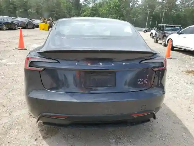 5YJ3E1ET8RF826648 2024 TESLA MODEL 3-5