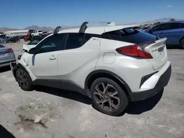 JTNKHMBX6L1067070 2020 TOYOTA C-HR-1