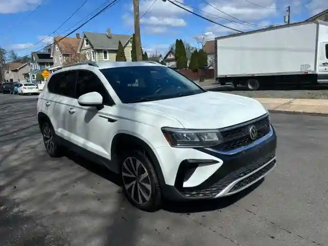 3VVSX7B21NM014507 2022 VOLKSWAGEN TAOS SE-1