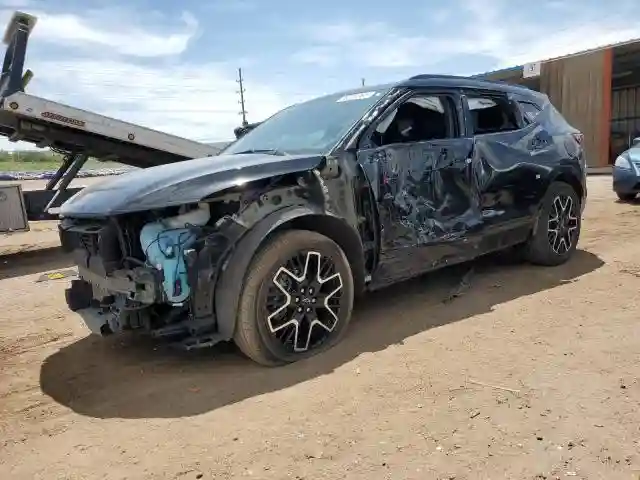 3GNKBKRS8RS174995 2024 CHEVROLET BLAZER-0