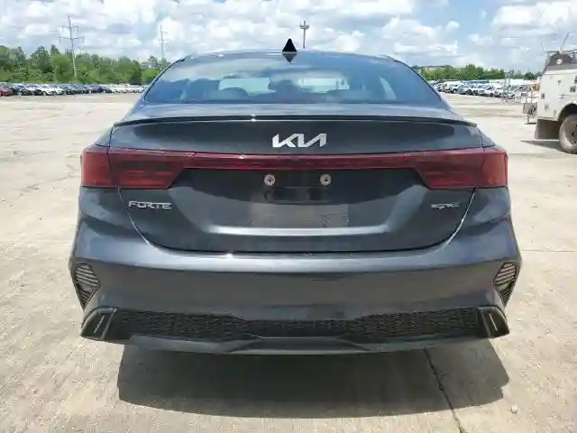 3KPF54ADXRE818893 2024 KIA FORTE-5