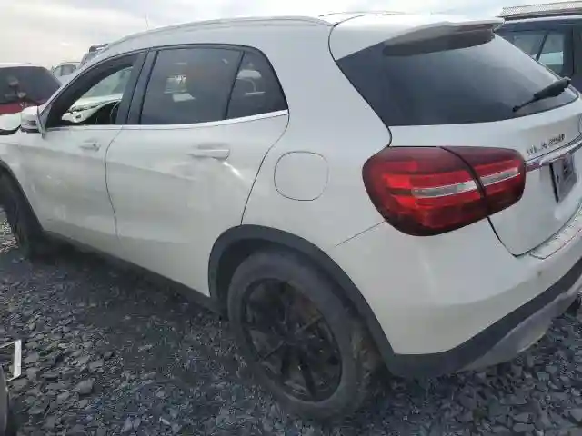 WDCTG4GB0JJ421729 2018 MERCEDES-BENZ GLA-CLASS-1
