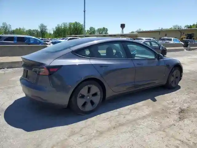 5YJ3E1EA4PF686156 2023 TESLA MODEL 3-2