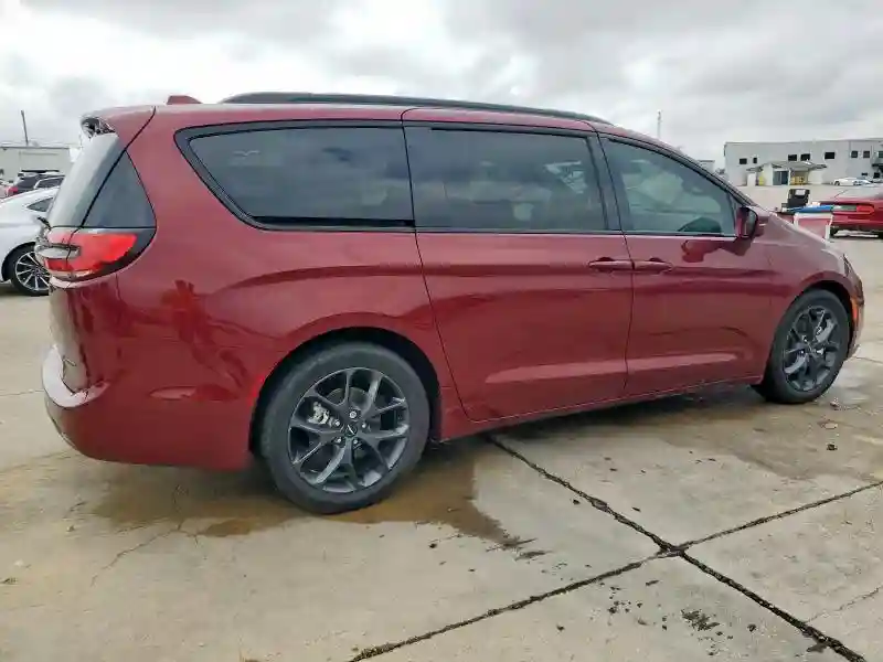2C4RC1GGXNR211405 2022 CHRYSLER PACIFICA-2