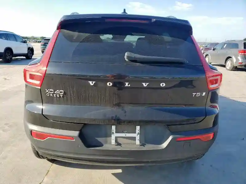 YV4162UMXM2455151 2021 VOLVO XC40-5