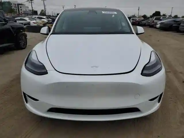 7SAYGDEF1NF410241 2022 TESLA MODEL Y-4