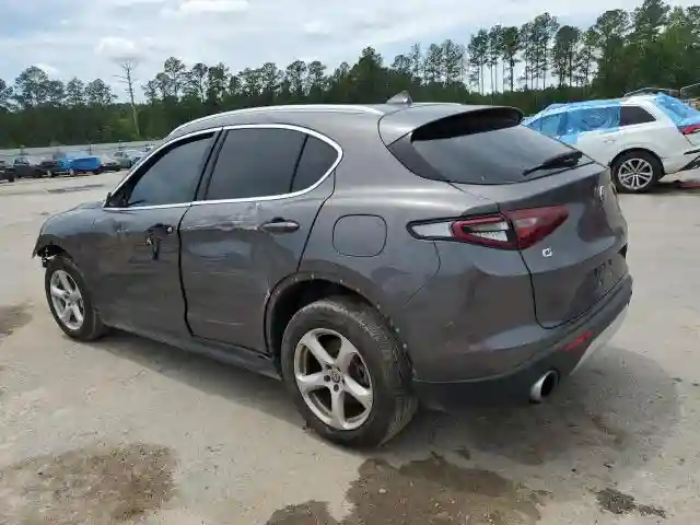 ZASFAKANXJ7C19707 2018 ALFA ROMEO STELVIO-1