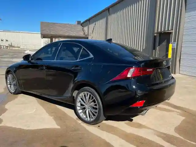 JTHBF1D21F5056760 2015 LEXUS IS-2